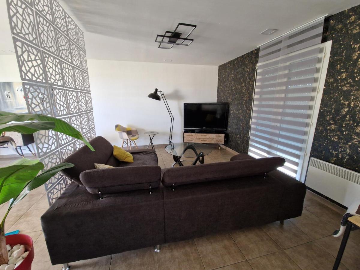 Caux-et-Sauzens Villa Avec Piscine Sans Vis-A-Vis מראה חיצוני תמונה
